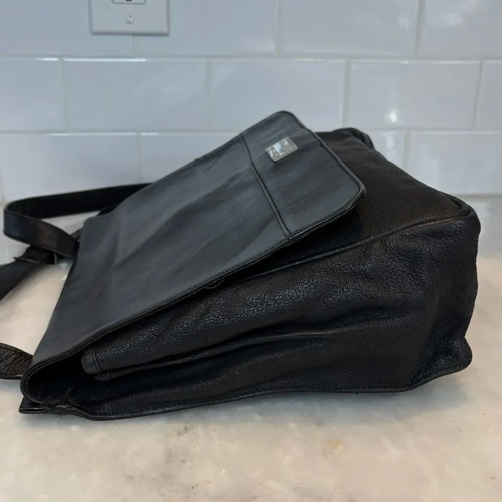 Kenneth Cole REACTION Leather Messenger Laptop Bag Briefcase Shoulder Crossbody